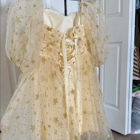 Elegant Starry Cream and Gold Baby Doll Dress - Picture 8 of 8